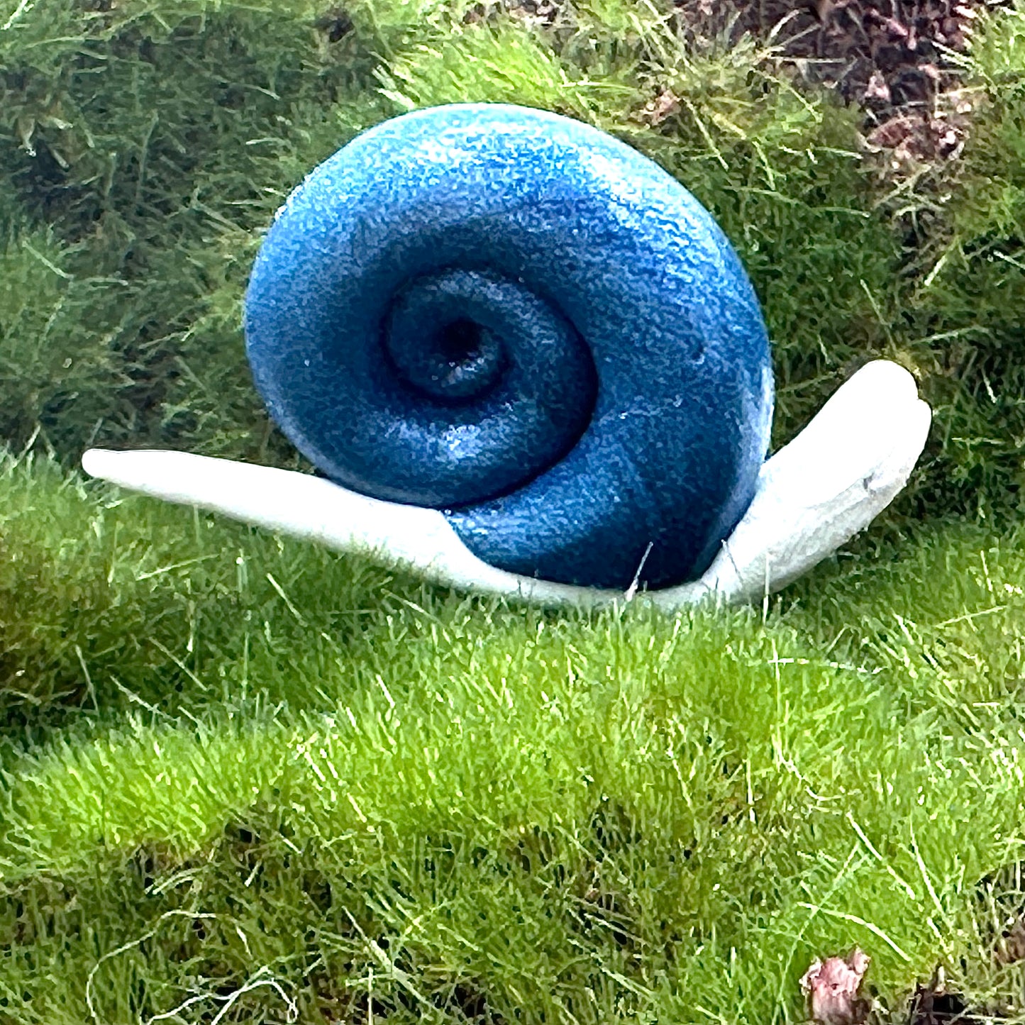 Mini Bright Garden Snails