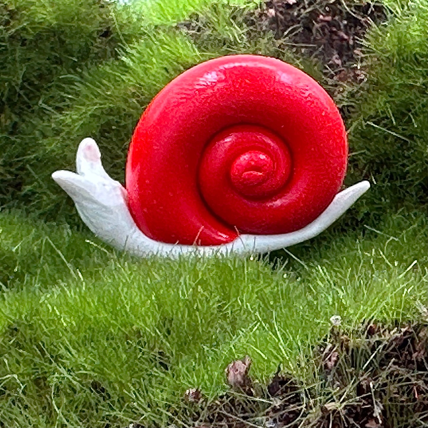 Mini Bright Garden Snails