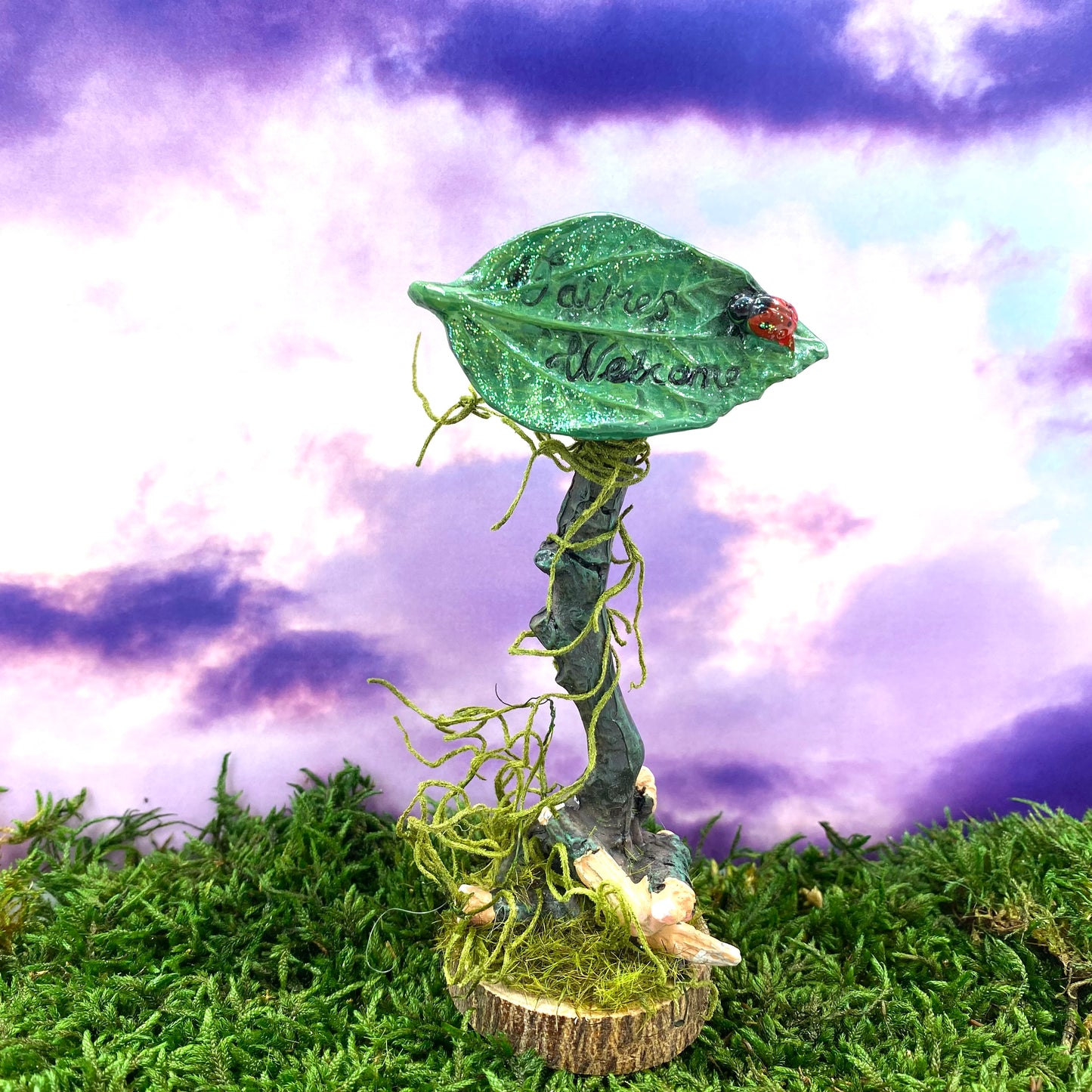 Fairy Garden Leaf Sign ( Fairies Welcome)