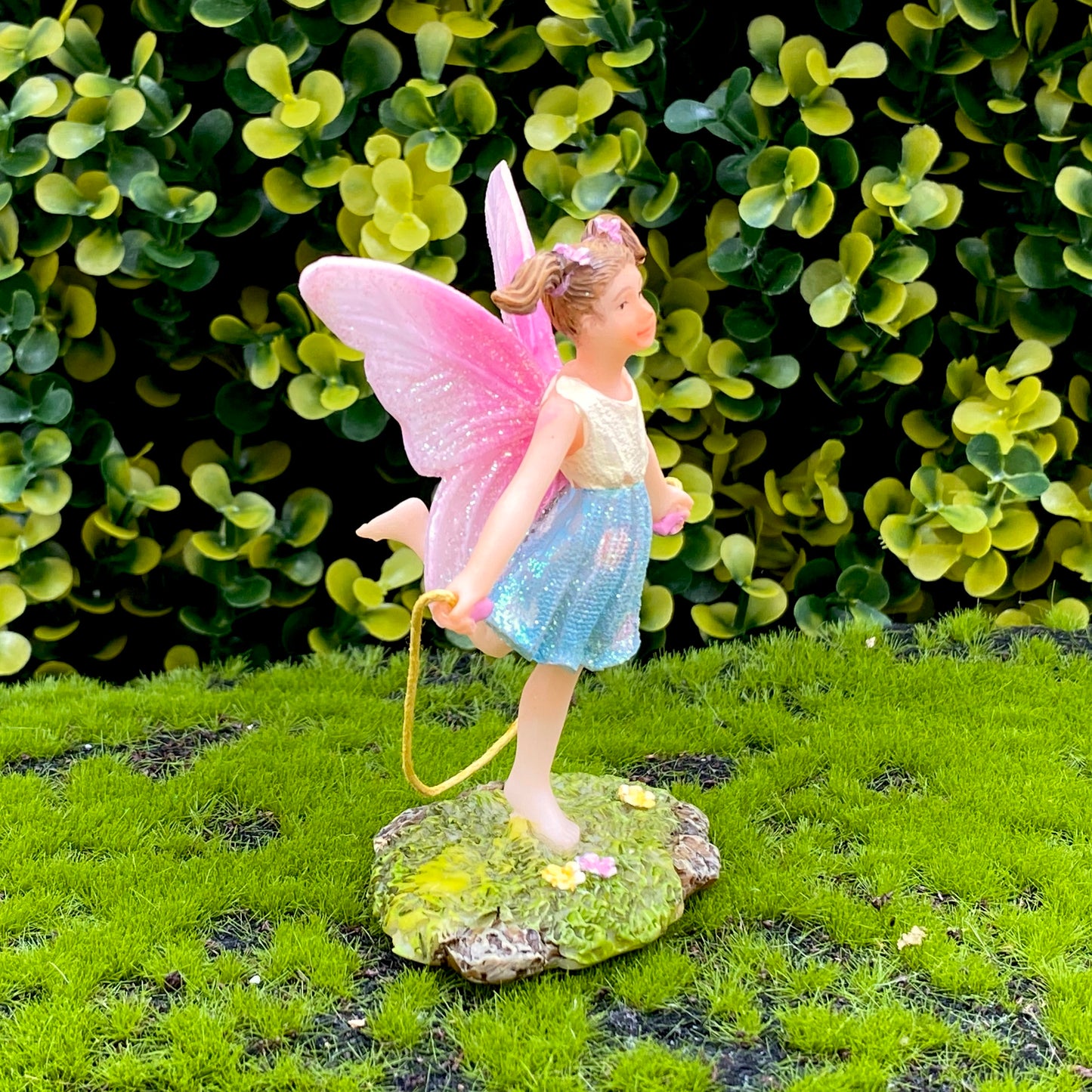 Fairy Pippa Skipping