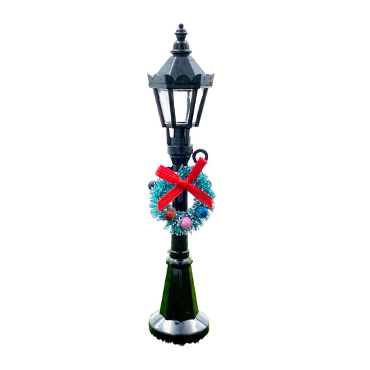 Fairy Garden lamp Post & Wreath