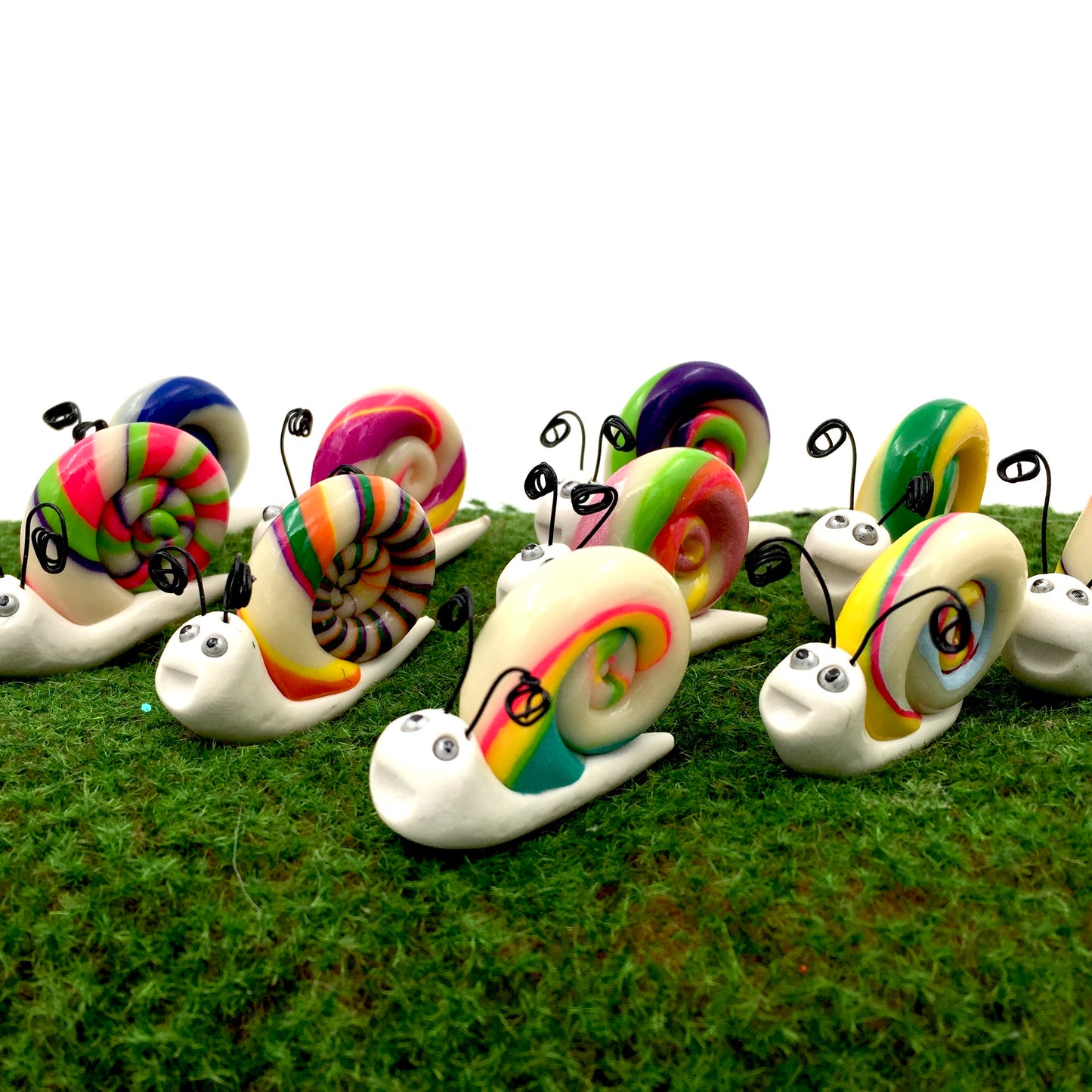 Glow In The Dark Garden Decorative Fairy Garden Snails - Multi Coloured