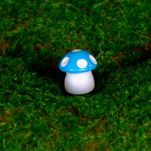Fairy Garden Miniature Resin Mushrooms (Set of 7)
