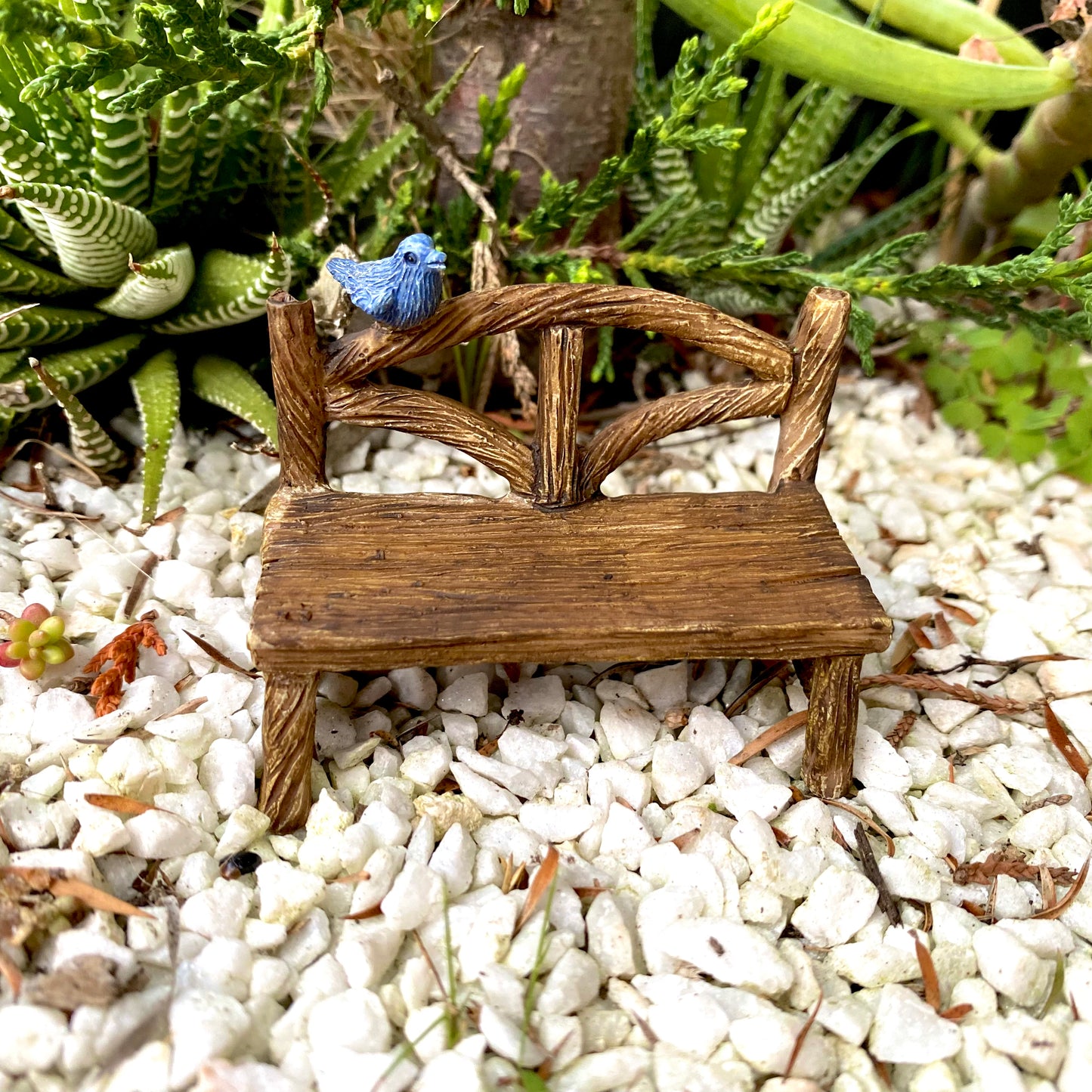 Miniature Garden Bench W/Blue Bird