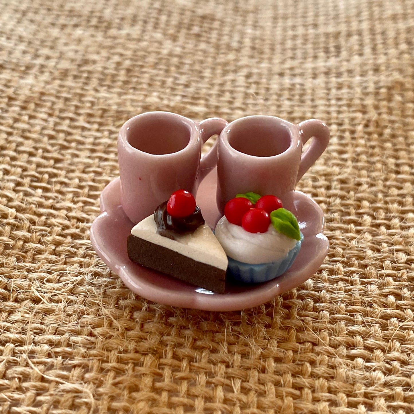 Coffee Set For Two (Mugs & Cake)