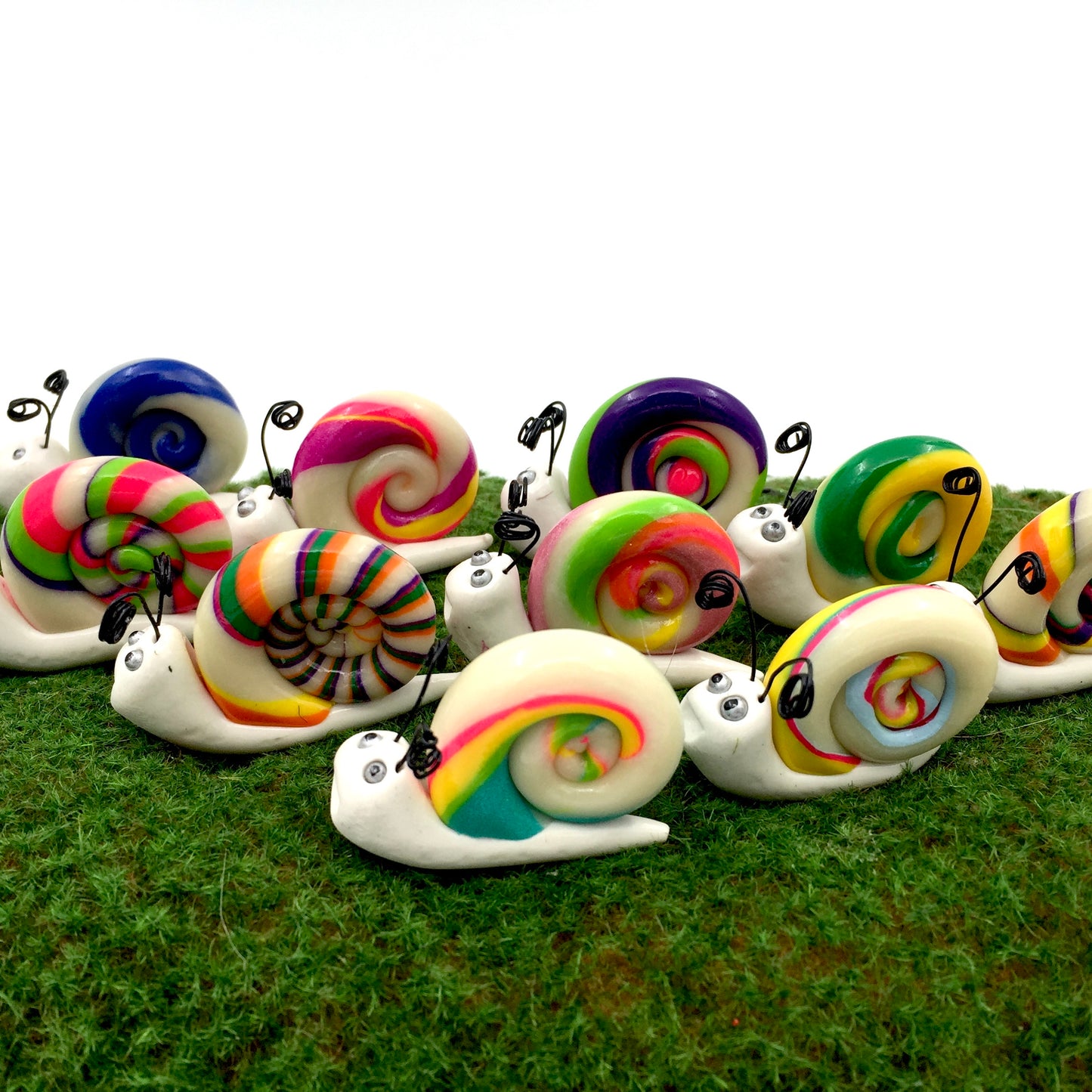 Glow In The Dark Garden Snails - Multi